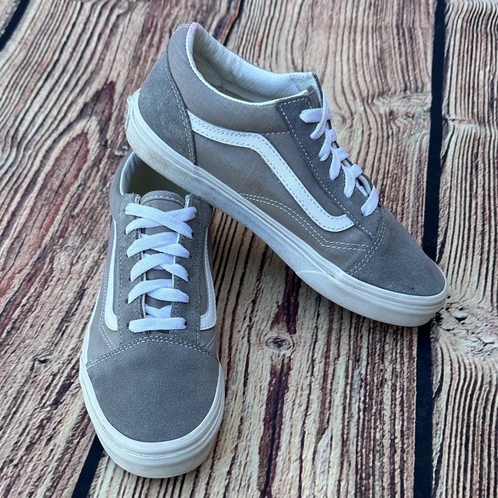 Vans Kids Sneakers in Gray and White